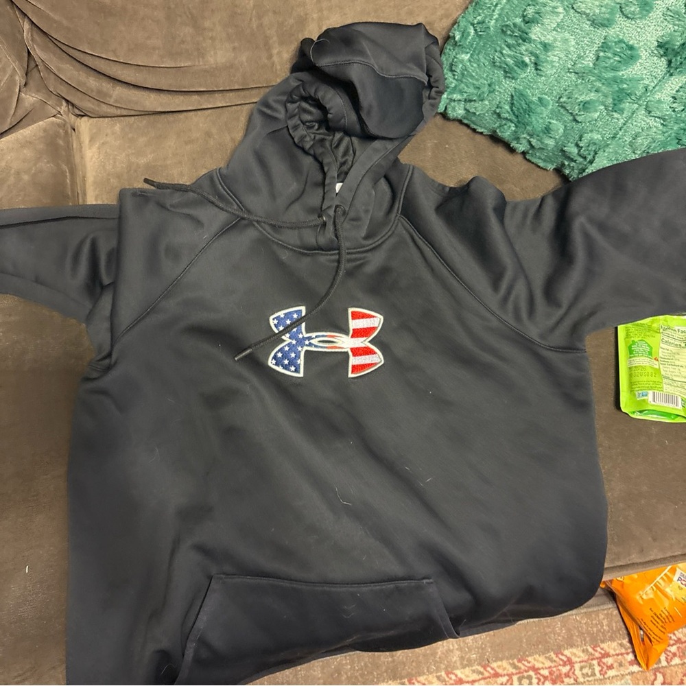 Under Armour Men’s Black Hoodie